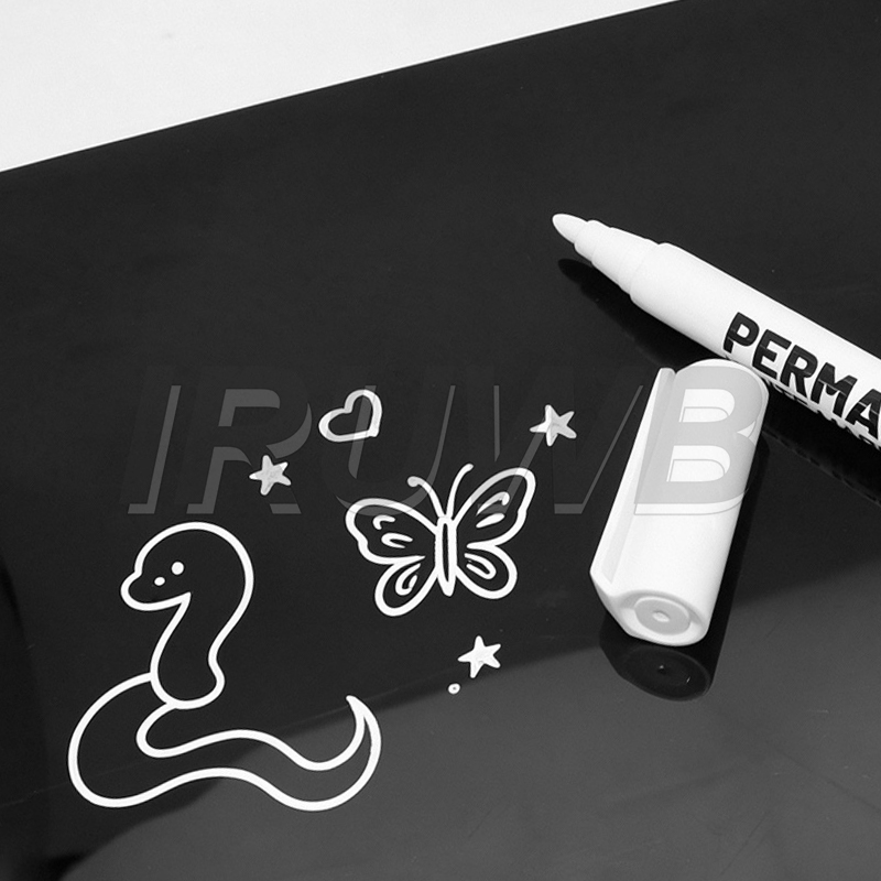 アート用、耐水性、白色、細いペン先、油性マーカーペン、アクリ - Copic Marker Classic のレビューと価格